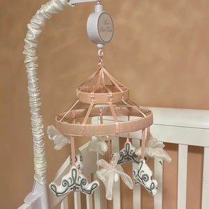 Petit Trésor Tiara & Butterfly Mobile